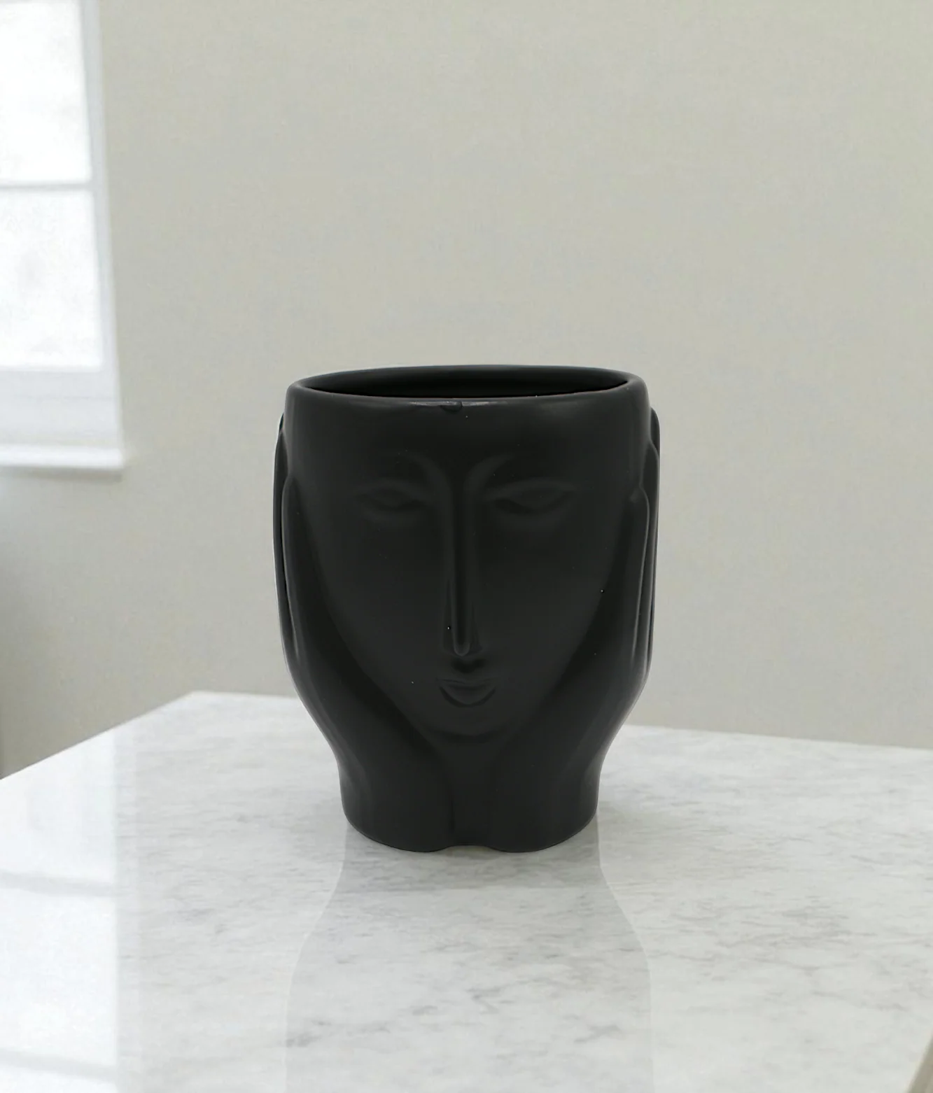 ceramic face vase black small china "5.3x4"