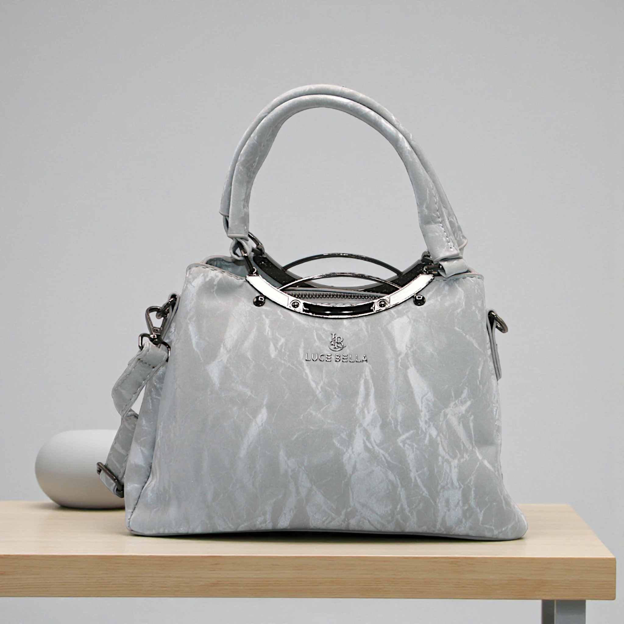 ladies handbag - Image 3