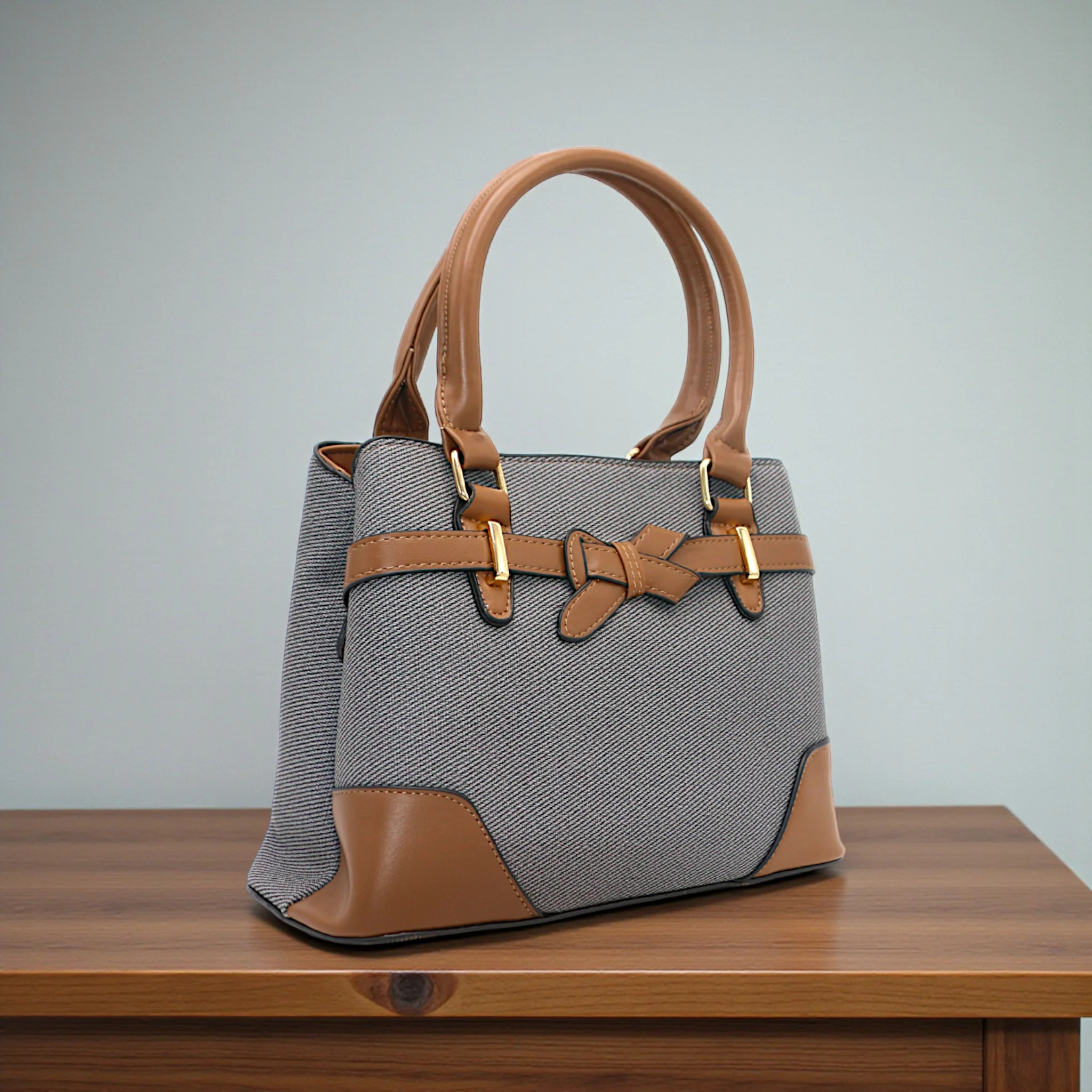 ladies handbag - Image 3