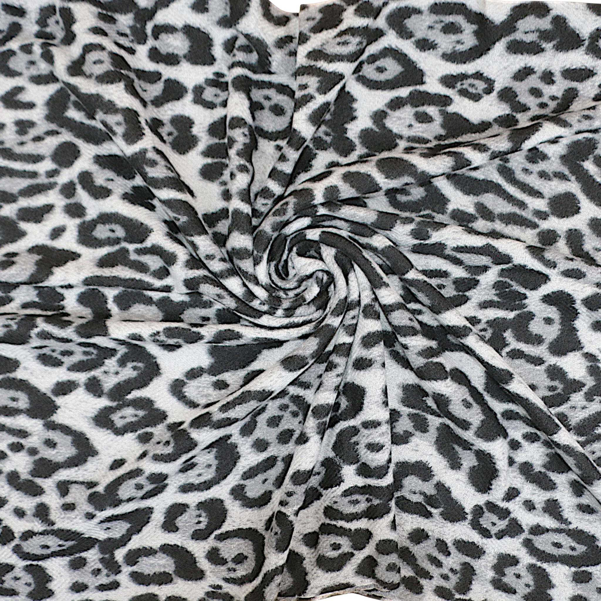 ladies scarf wool cheetah print china 226 - Image 3
