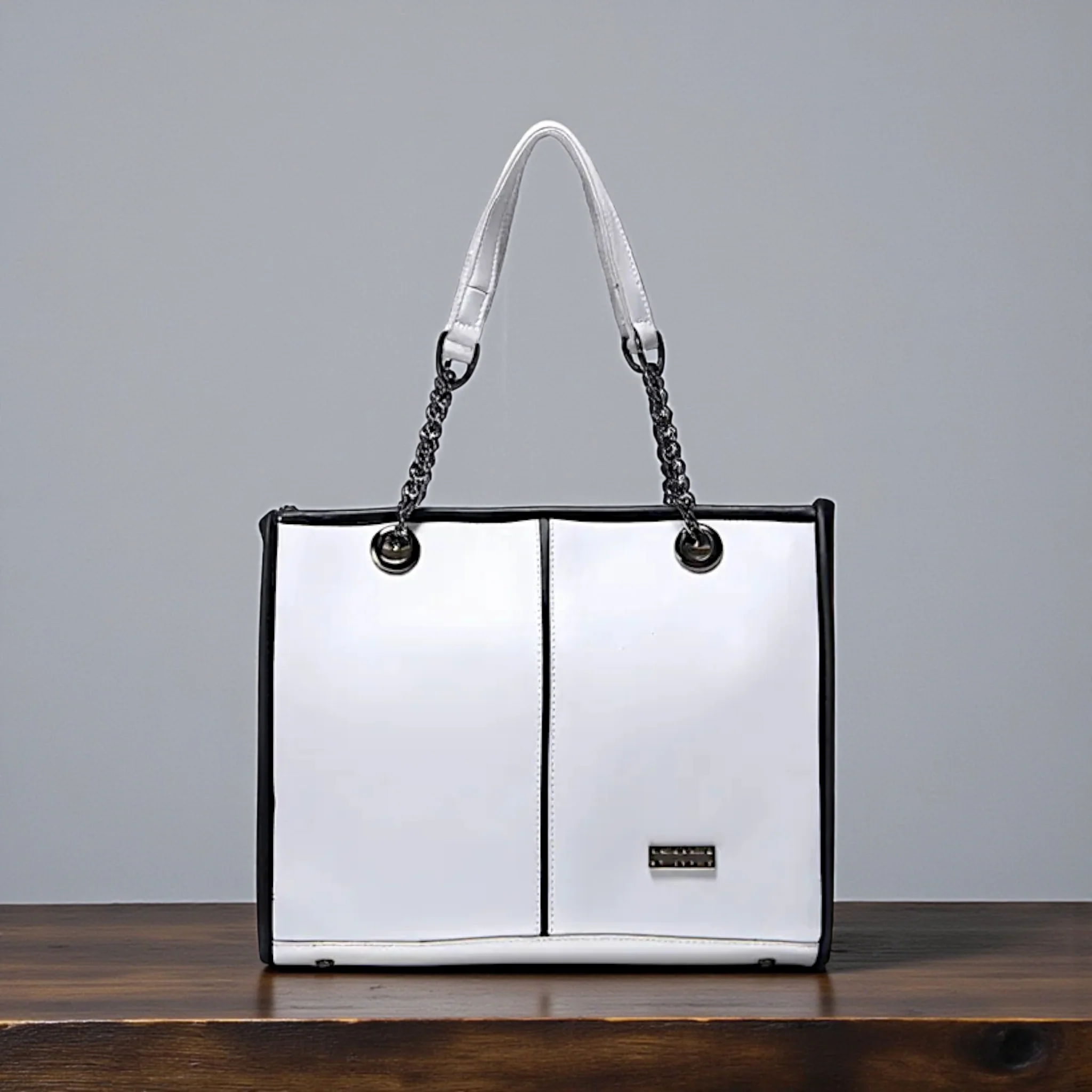 ladies shoulder bag - Image 3