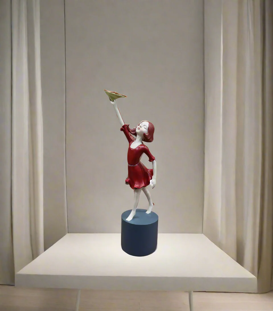 statue girl 2034