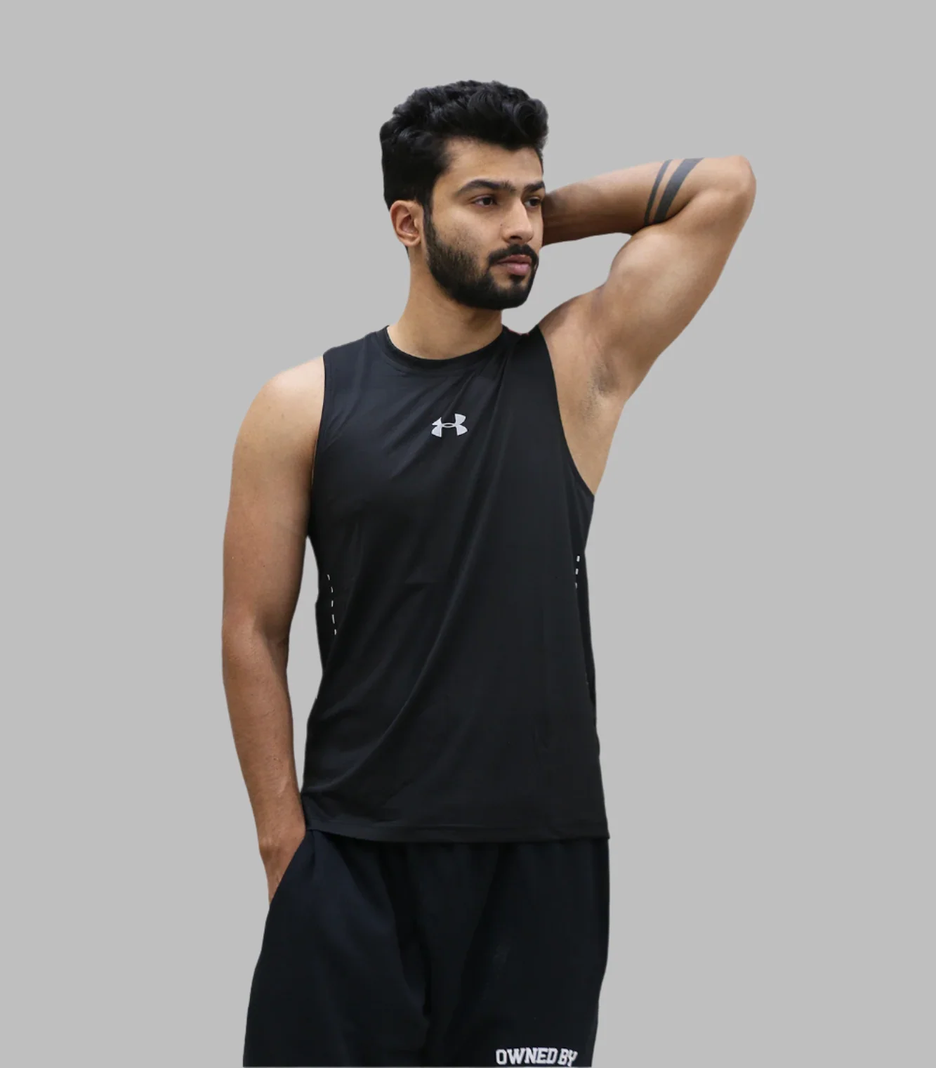 t shirt sleeveless under armour black v501 - Image 2