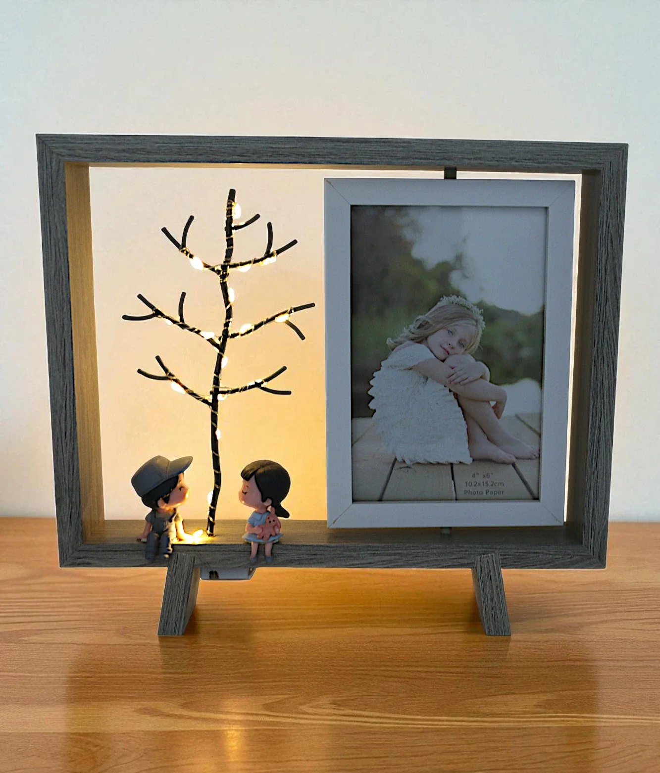 wood photo frame with led tree & 2 childern grey china "9x10"